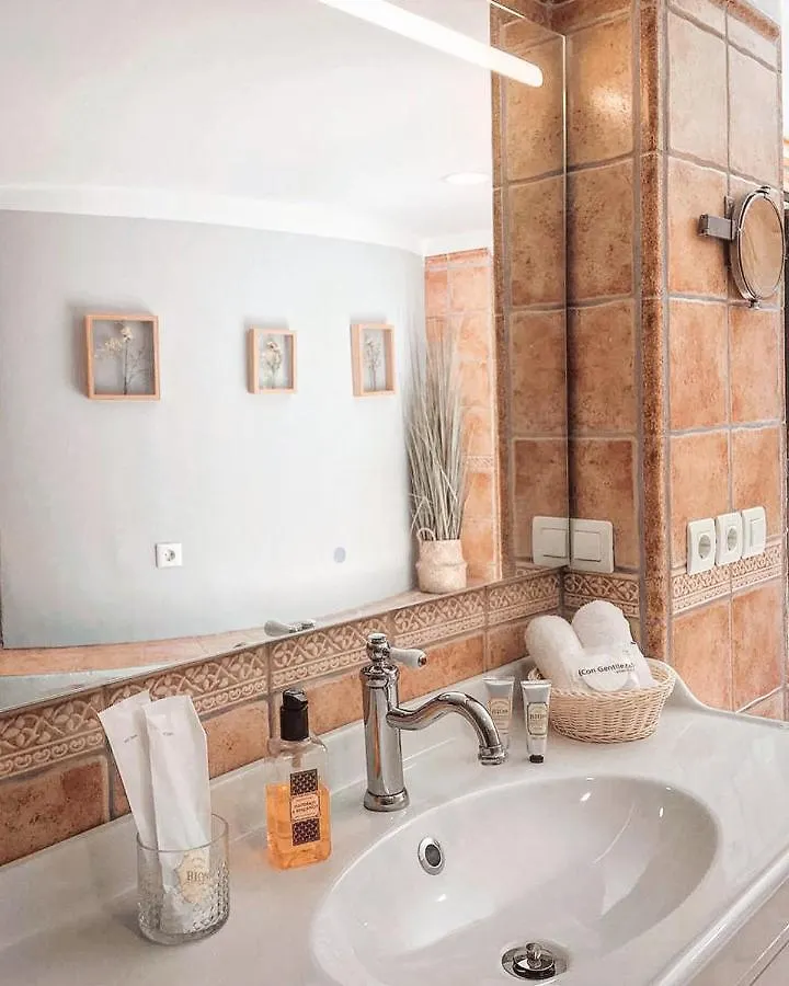 *** Bed and breakfast Jardines De La Reina Boutique Bed&Breakfast Marbella España