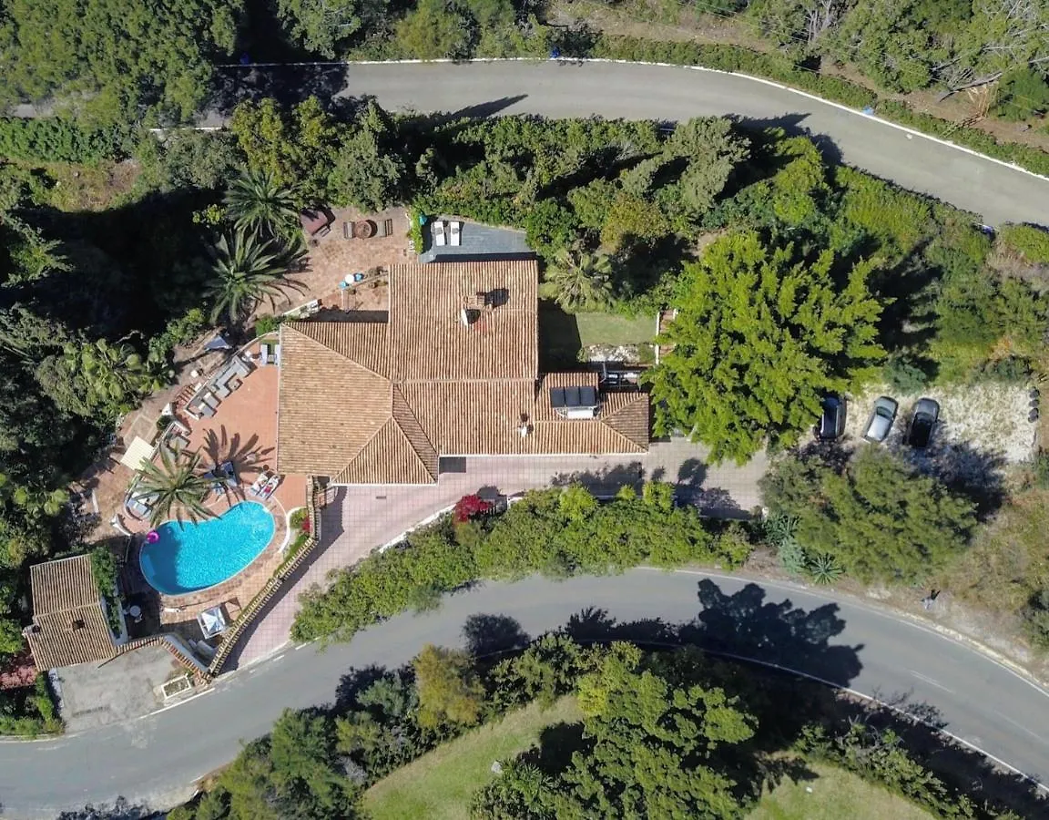Jardines De La Reina Boutique Bed&Breakfast Marbella 3*,