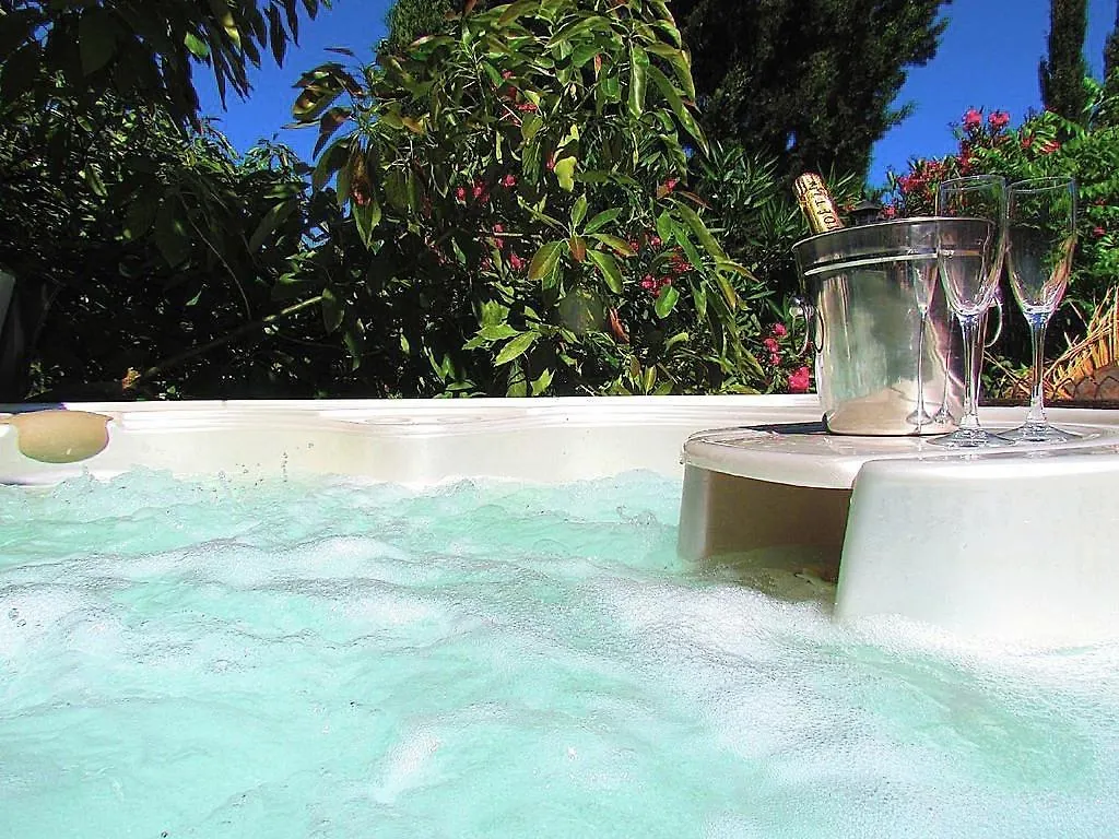 Jardines De La Reina Boutique Bed&Breakfast Marbella Bed and breakfast