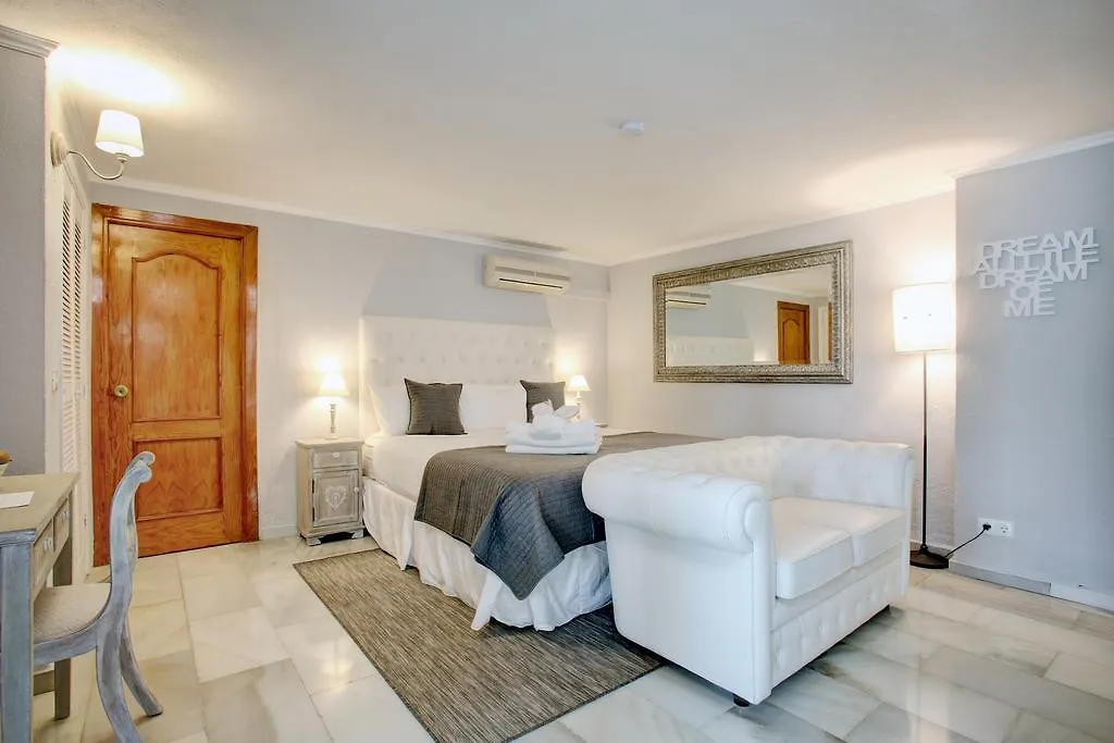 Jardines De La Reina Boutique Bed&Breakfast Marbella España